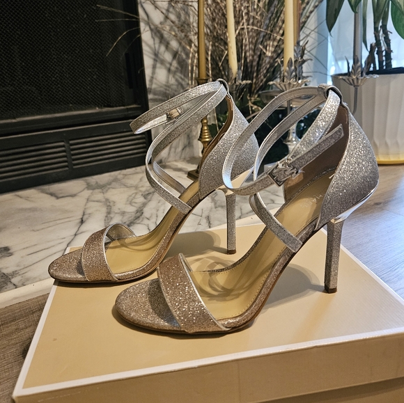 LNWB Michael Kors Strappy Heels✨️ - Picture 5 of 6
